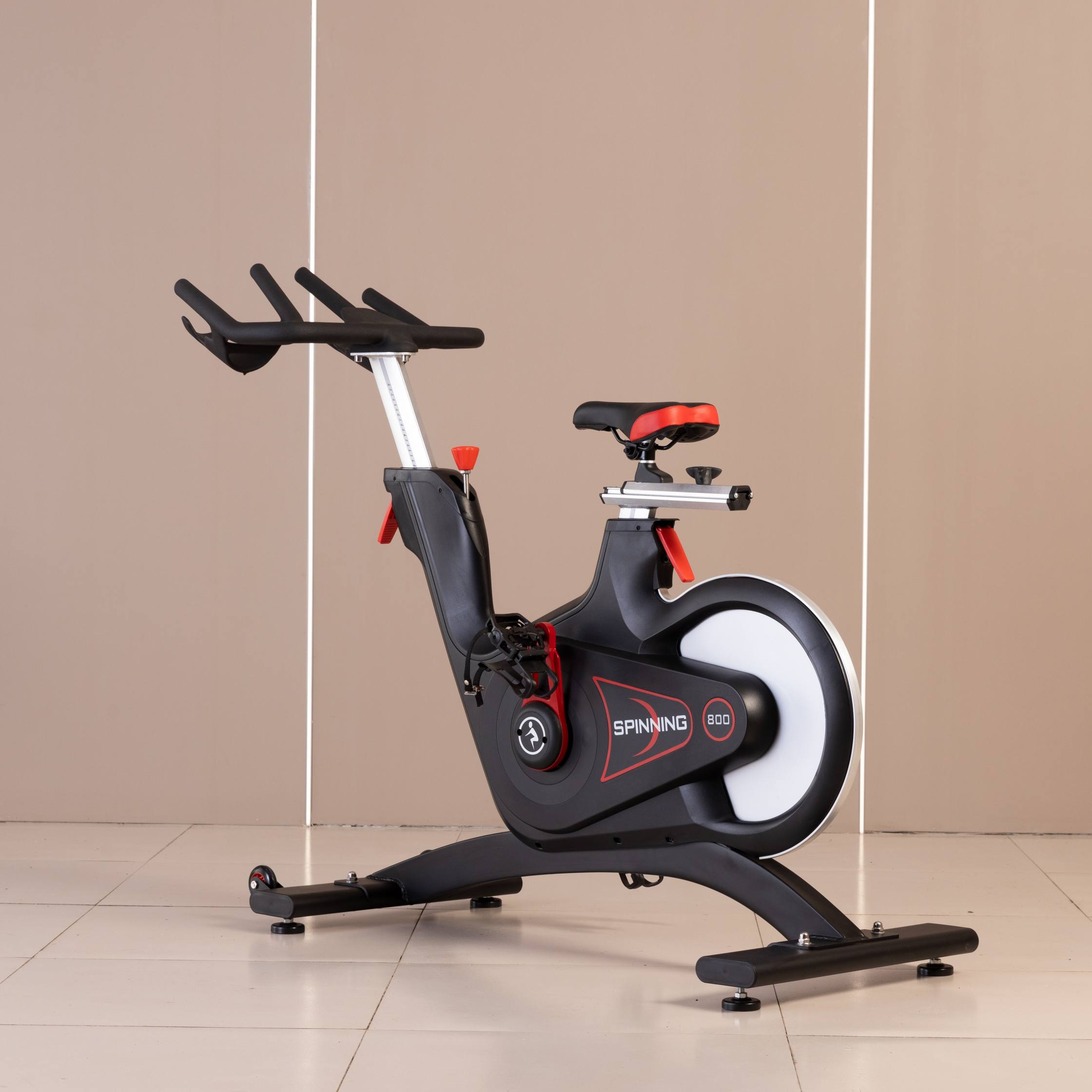 Gymnastiekfiets met magnetische weerstand